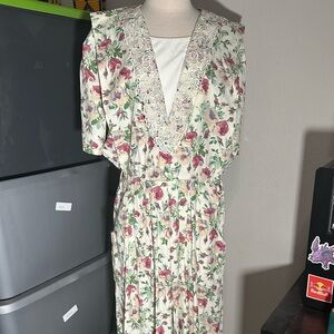Vintage S.L. Fashions Floral Long Sleeve Dress with Lace